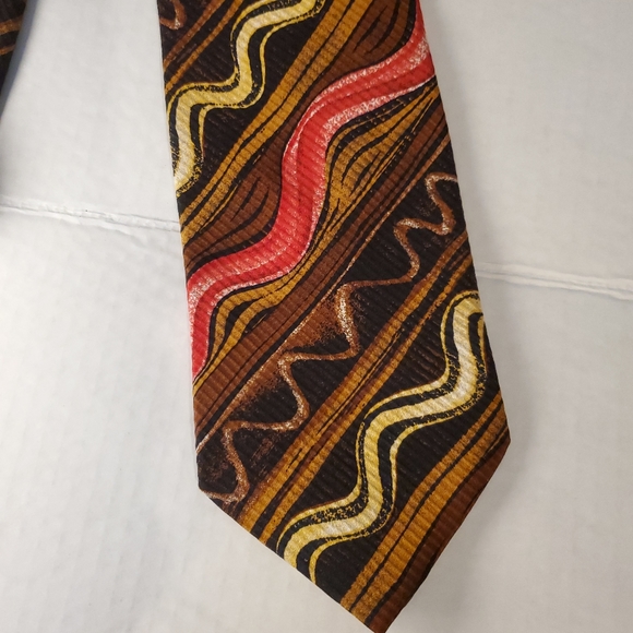 Stefano Milano Hand Made in Italy 100% Silk Tie. EUC. - Picture 2 of 6